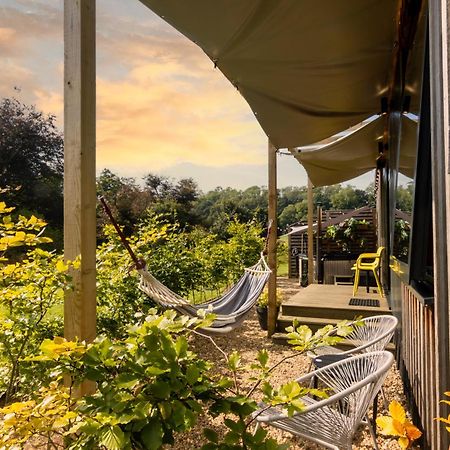 The Hive - Unique Hot Tub Cabin In Millport Esterno foto
