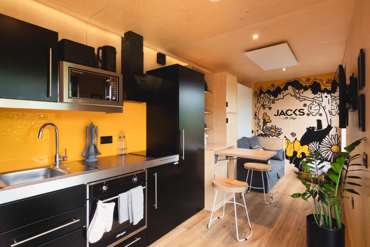 The Hive - Unique Hot Tub Cabin In Millport Esterno foto
