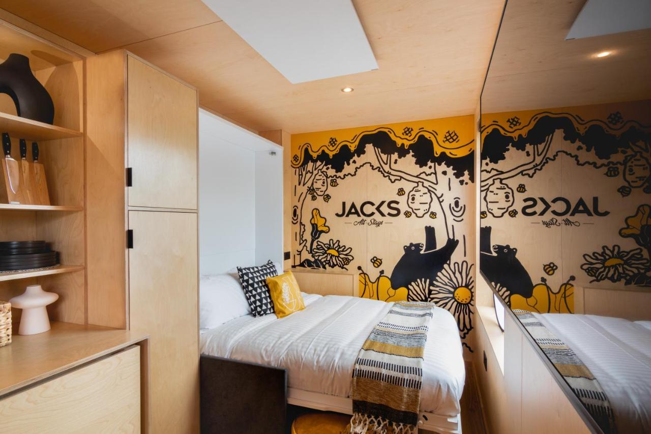 The Hive - Unique Hot Tub Cabin In Millport Esterno foto